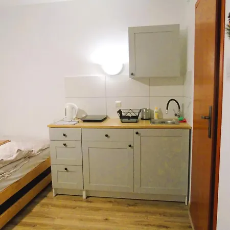 Gościnne Niklówka Pod Kolejką Na Skrzyczne Szczyrk