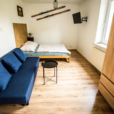 Goscinne Niklowka Pod Kolejka Na Skrzyczne